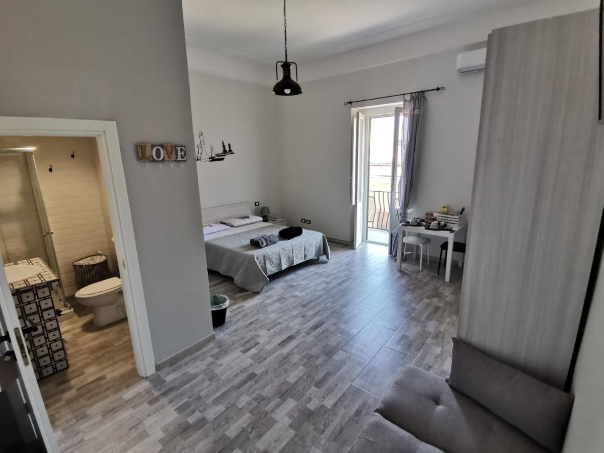 Scacco Matto Holiday House Taranto Eksteriør billede