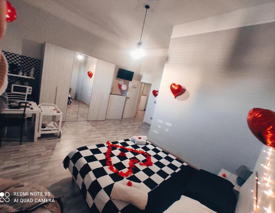 Scacco Matto Holiday House Taranto Eksteriør billede